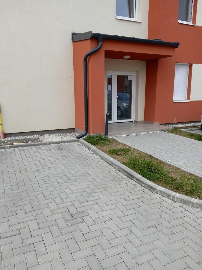 Verebes Apartman Győr Extérieur photo